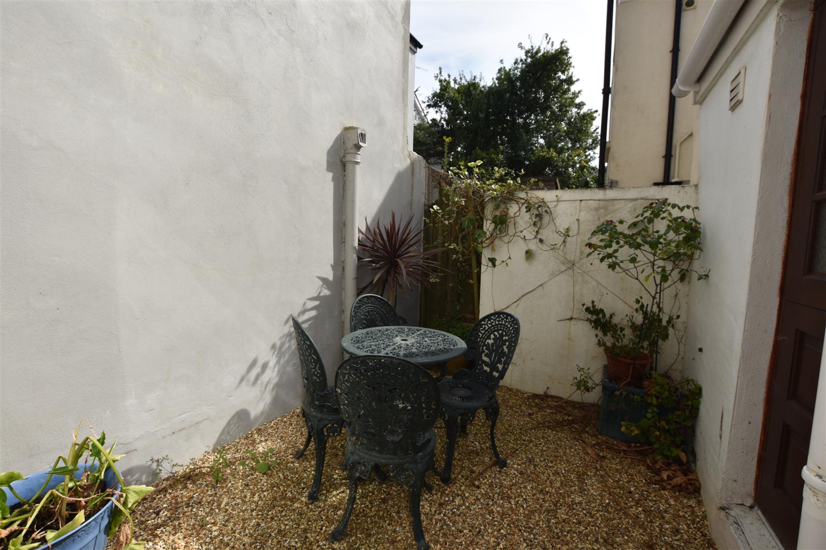 House Whitefriars Road in St Leonards