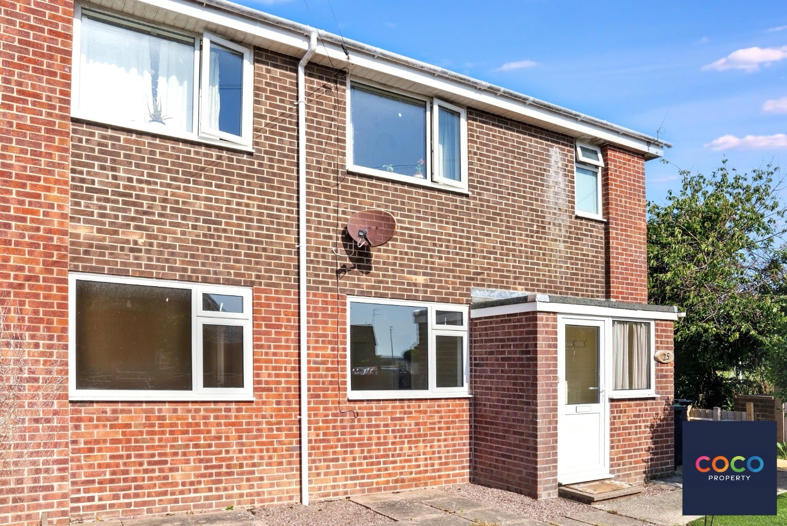 Flat Alexandra Road in Chickerell