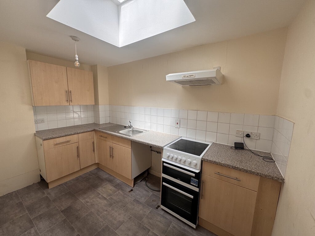 Flat Market Place in Warminster