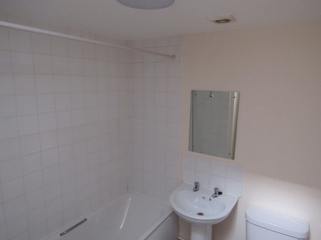 Flat Market Place in Warminster