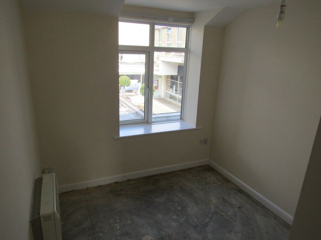 Flat Market Place in Warminster
