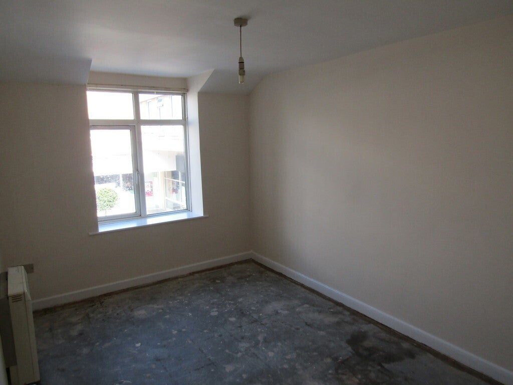 Flat Market Place in Warminster