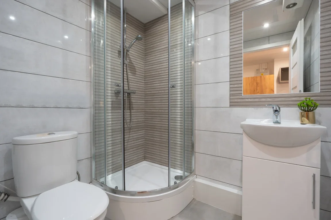 Flat Eskdale Terrace in Newcastle upon Tyne