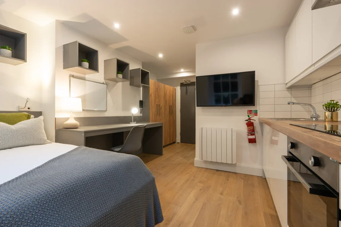 Flat Eskdale Terrace in Newcastle upon Tyne