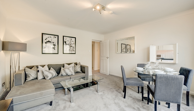 Flat Fulham Road in Greater London