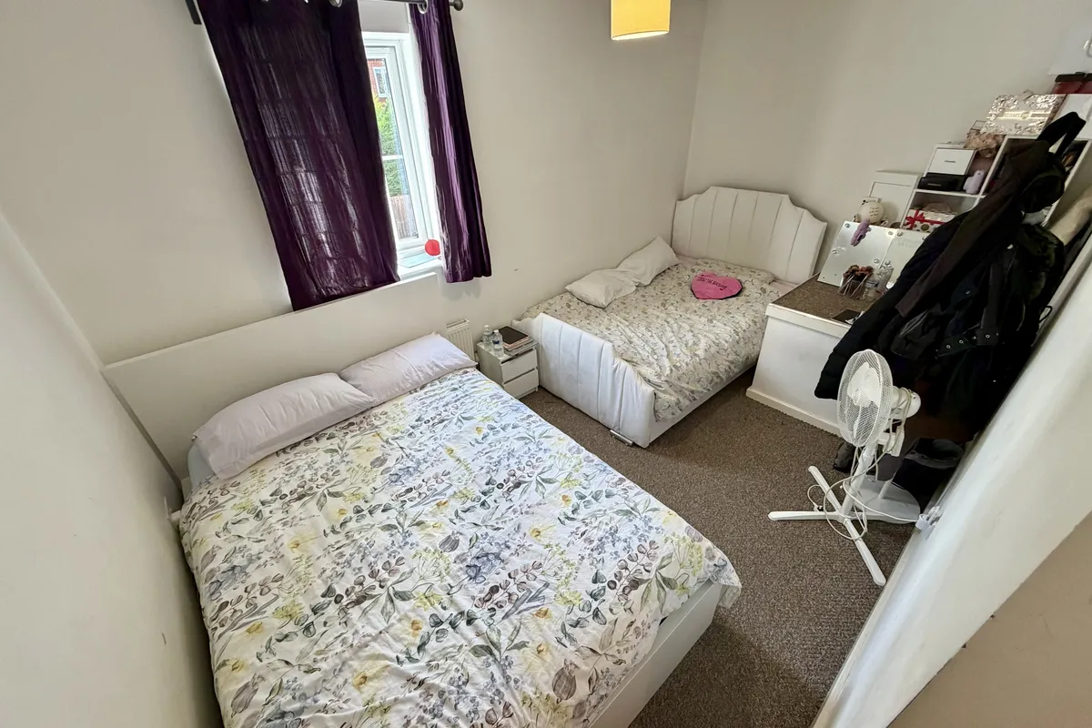 Flat Lily Close in Burton Latimer