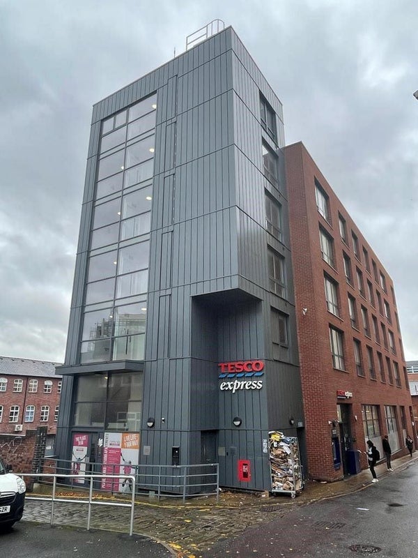 Flat Howard Lane in Sheffield