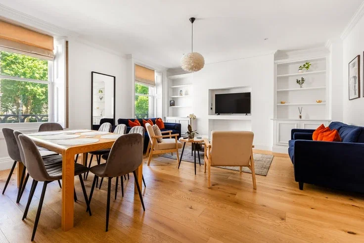 Flat Westbourne Crescent in City of Westminster