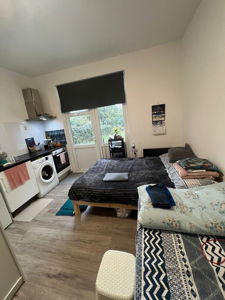 Room Weald Lane in Greater London