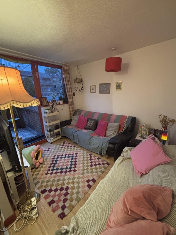 Room Mary Datchelor Close in Greater London