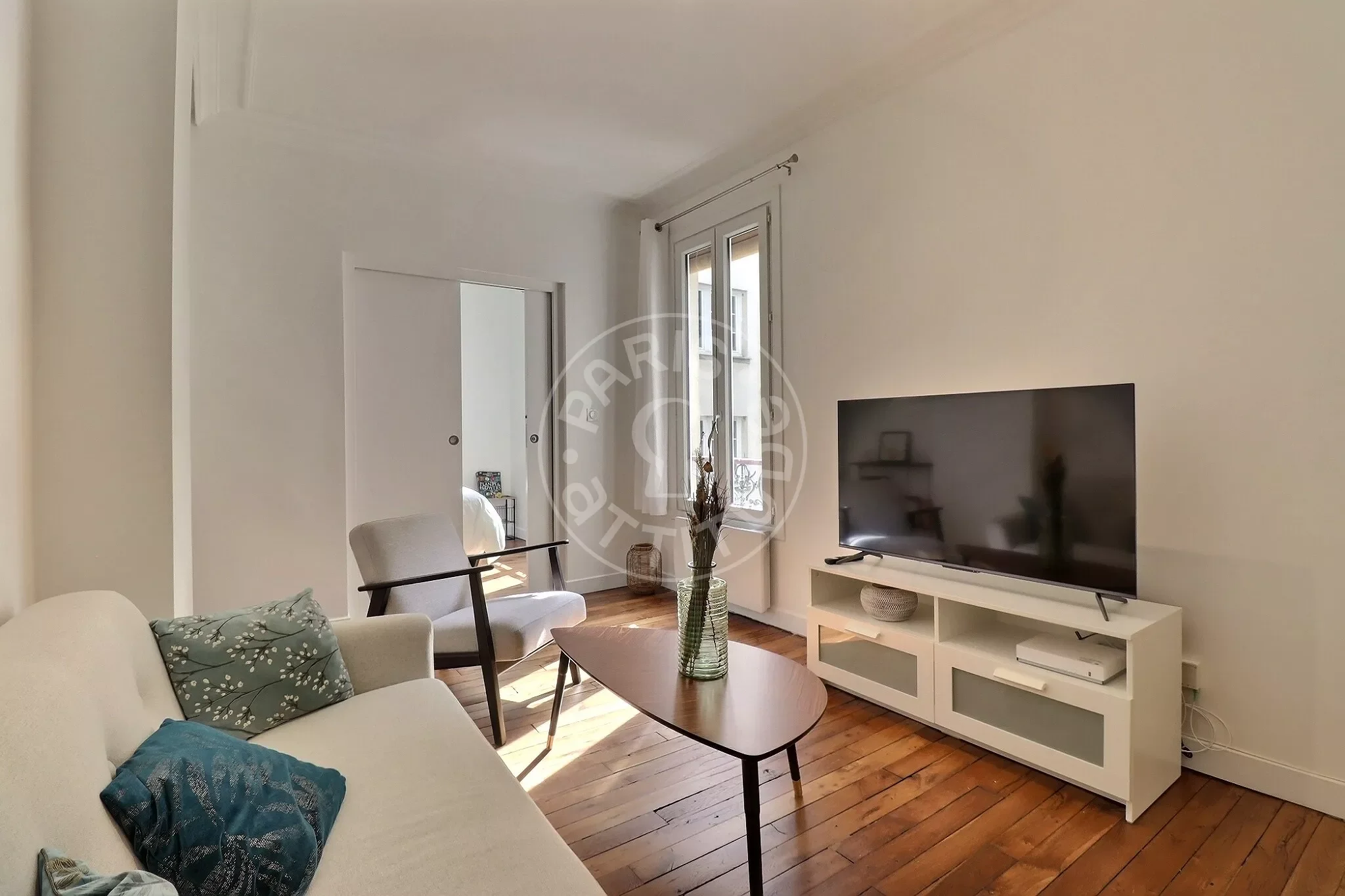 Flat Rue Nollet in Paris