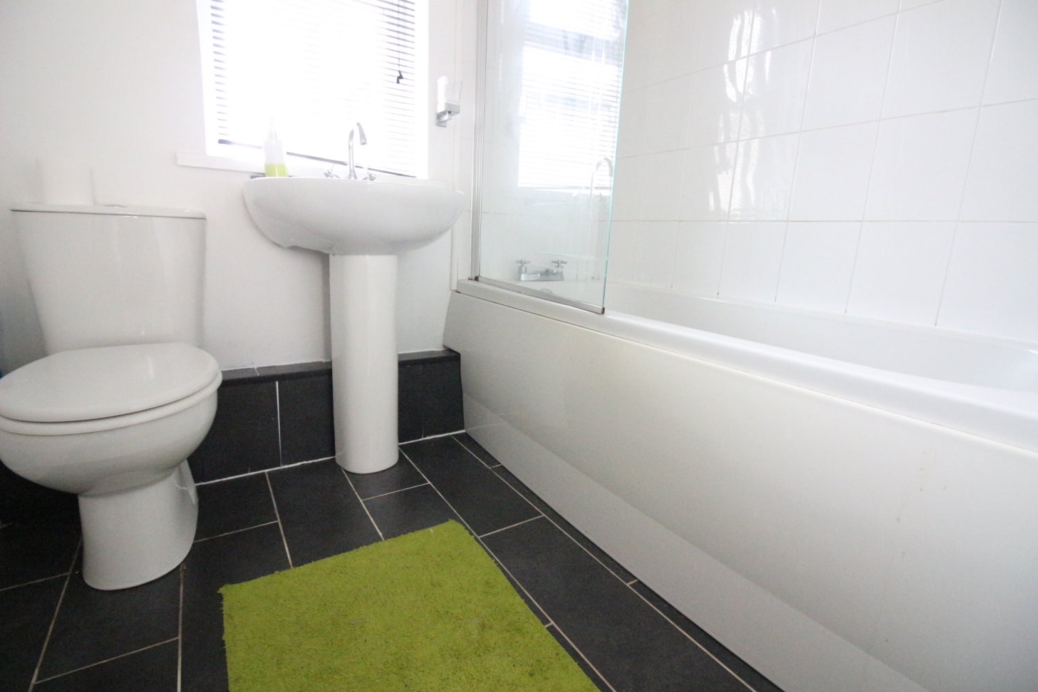 Flat Wellwood in Cardiff