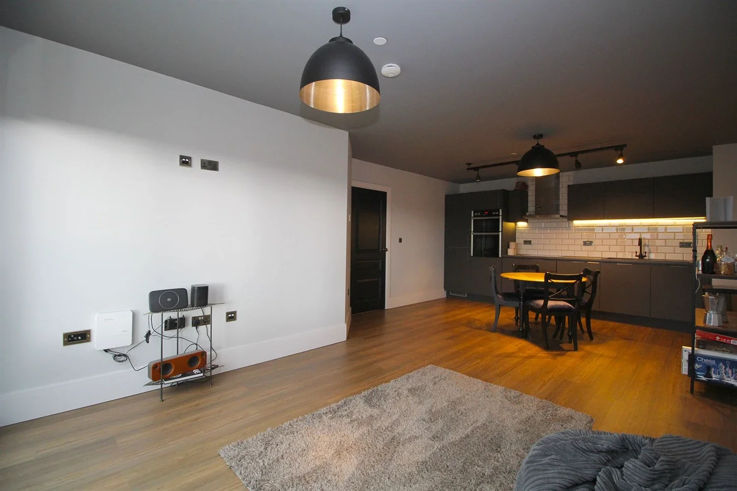 Flat Falcon Street in Charnwood