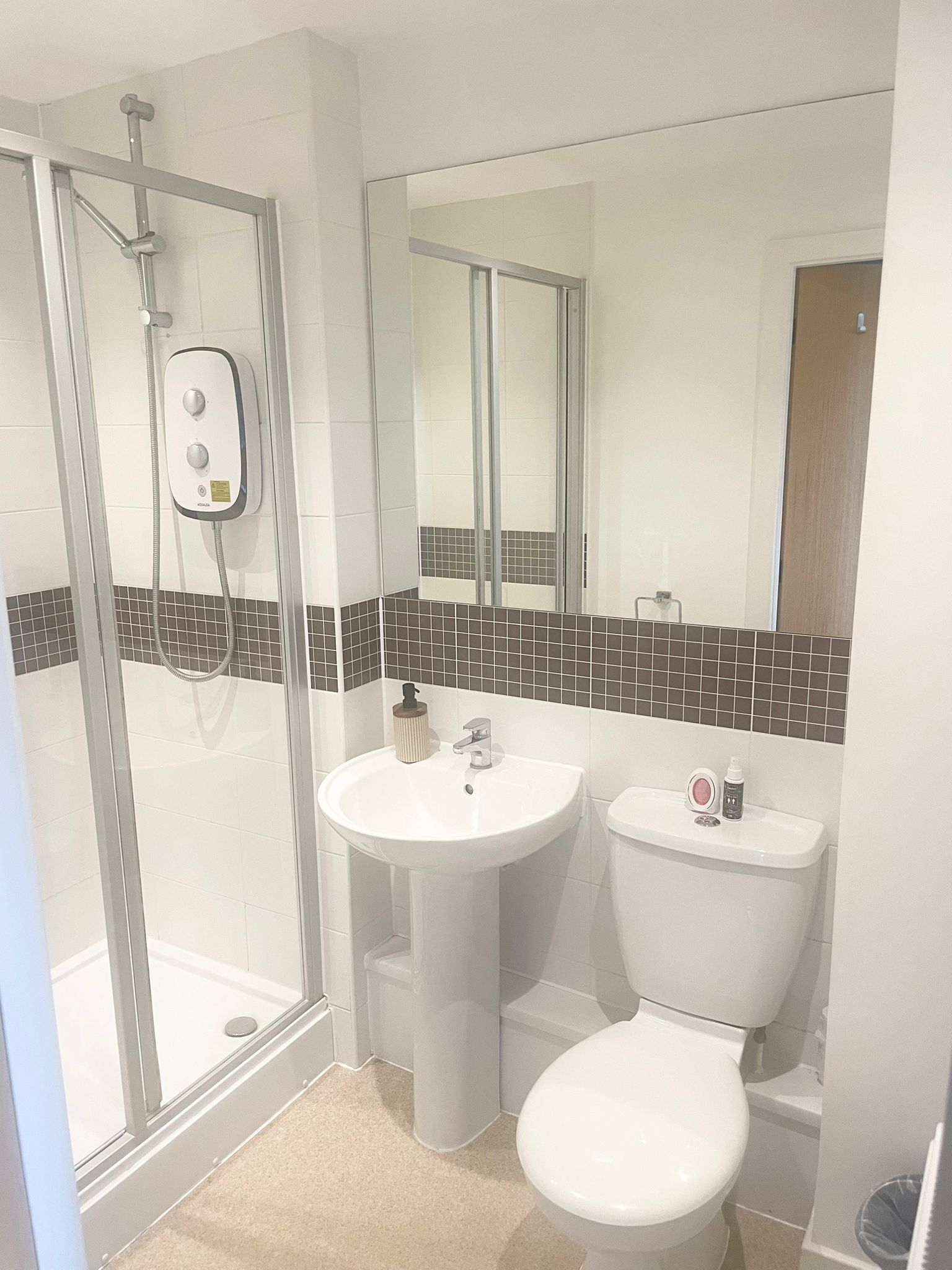 Flat Leyland Road in Dunstable