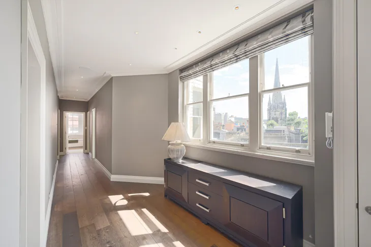Flat Ambrosden Avenue in City of Westminster