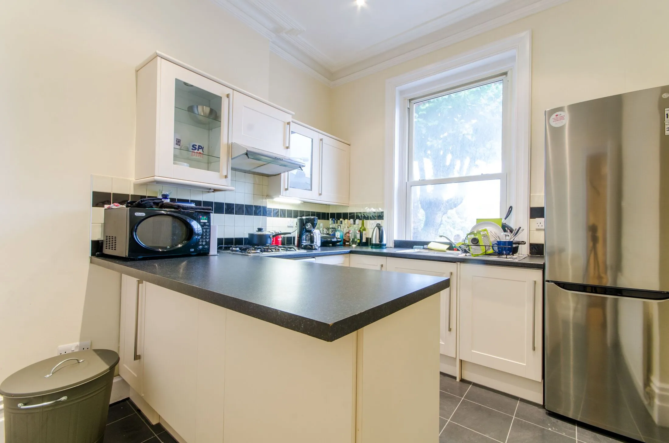 Flat Lyncroft Gardens in Greater London