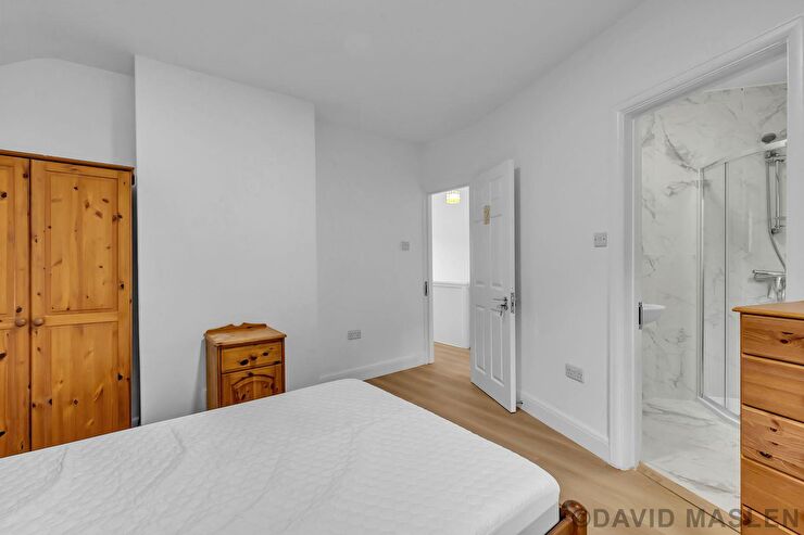 Room Coombe Road in Brighton