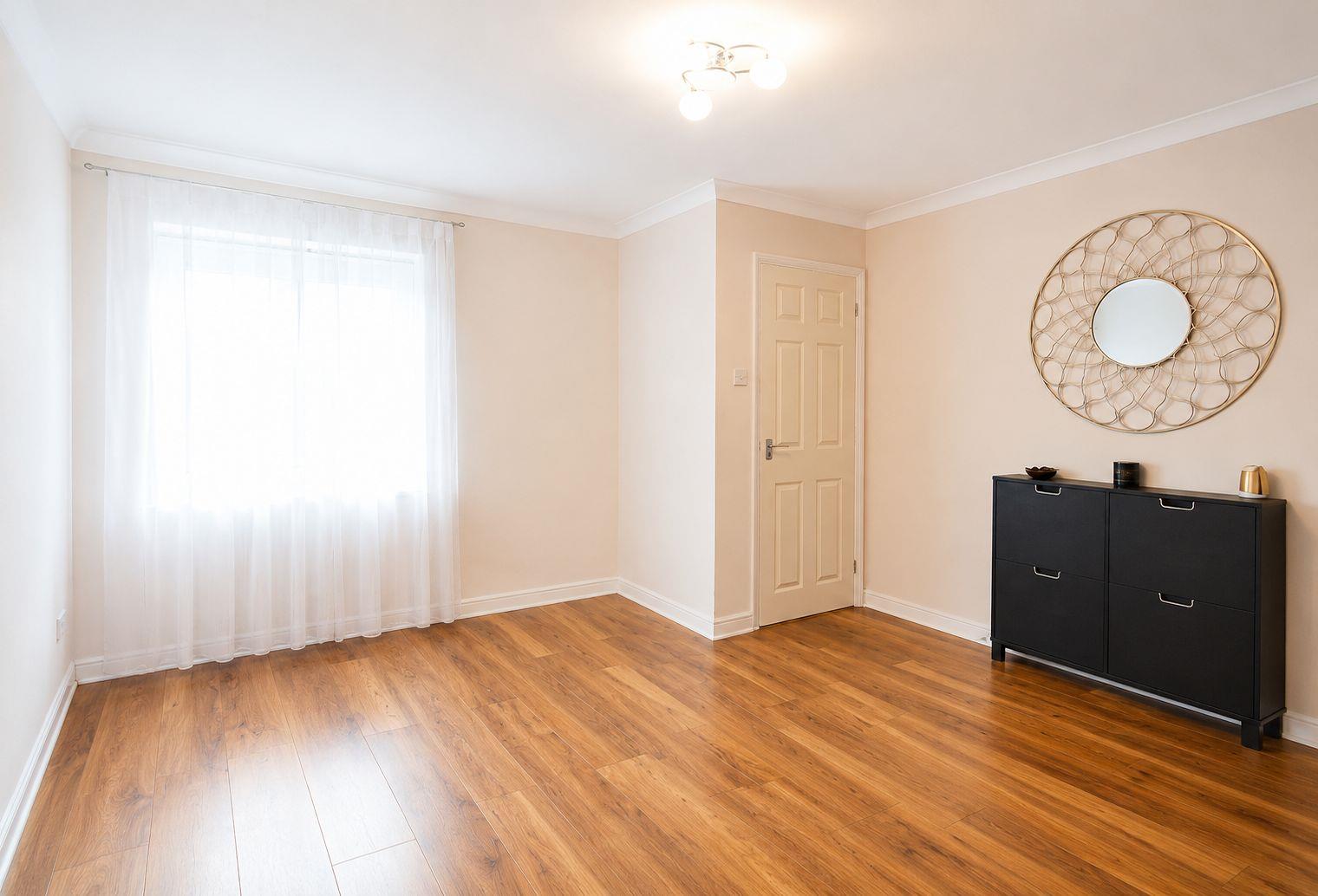 House Flemming Avenue in Greater London