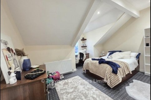 House Hessle Mount in Leeds
