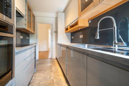 Flat Richmond Crescent in Epsom and Ewell