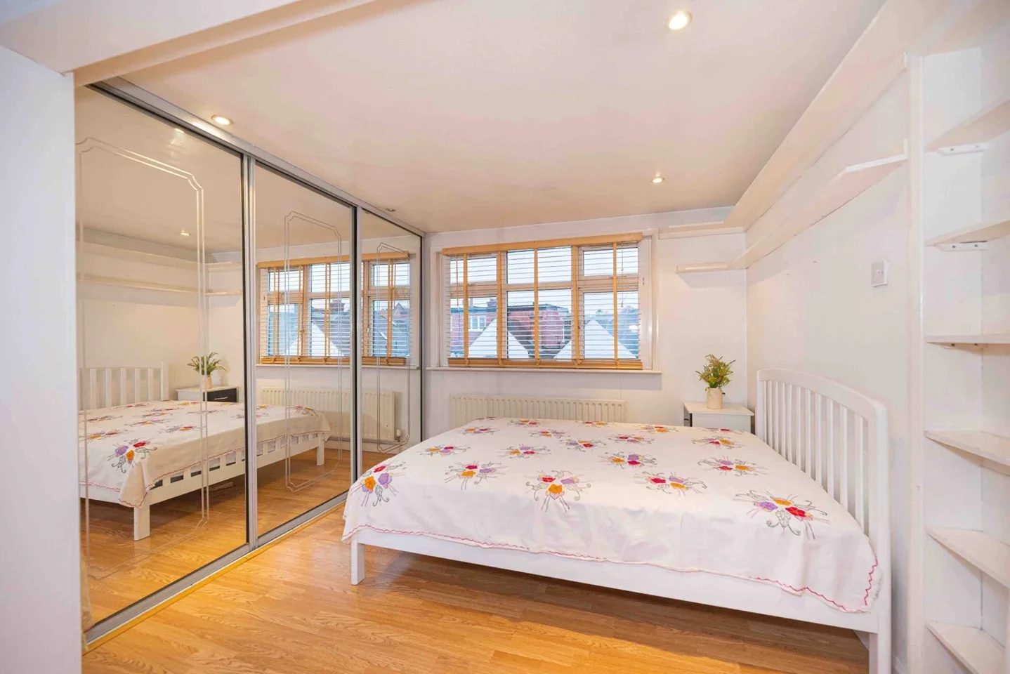 Flat Alexandra Road in Greater London