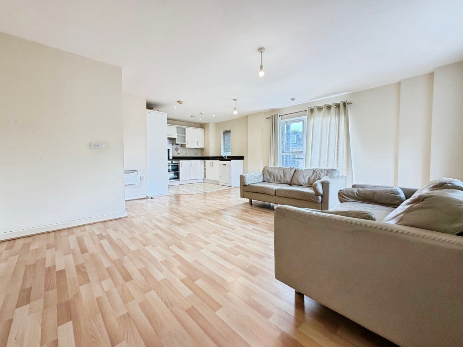 Flat Lanadron Close in Greater London