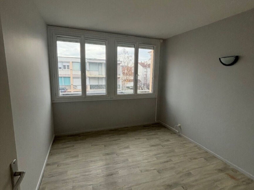 Appartement Place du Grand Pavois à Clermont-Ferrand