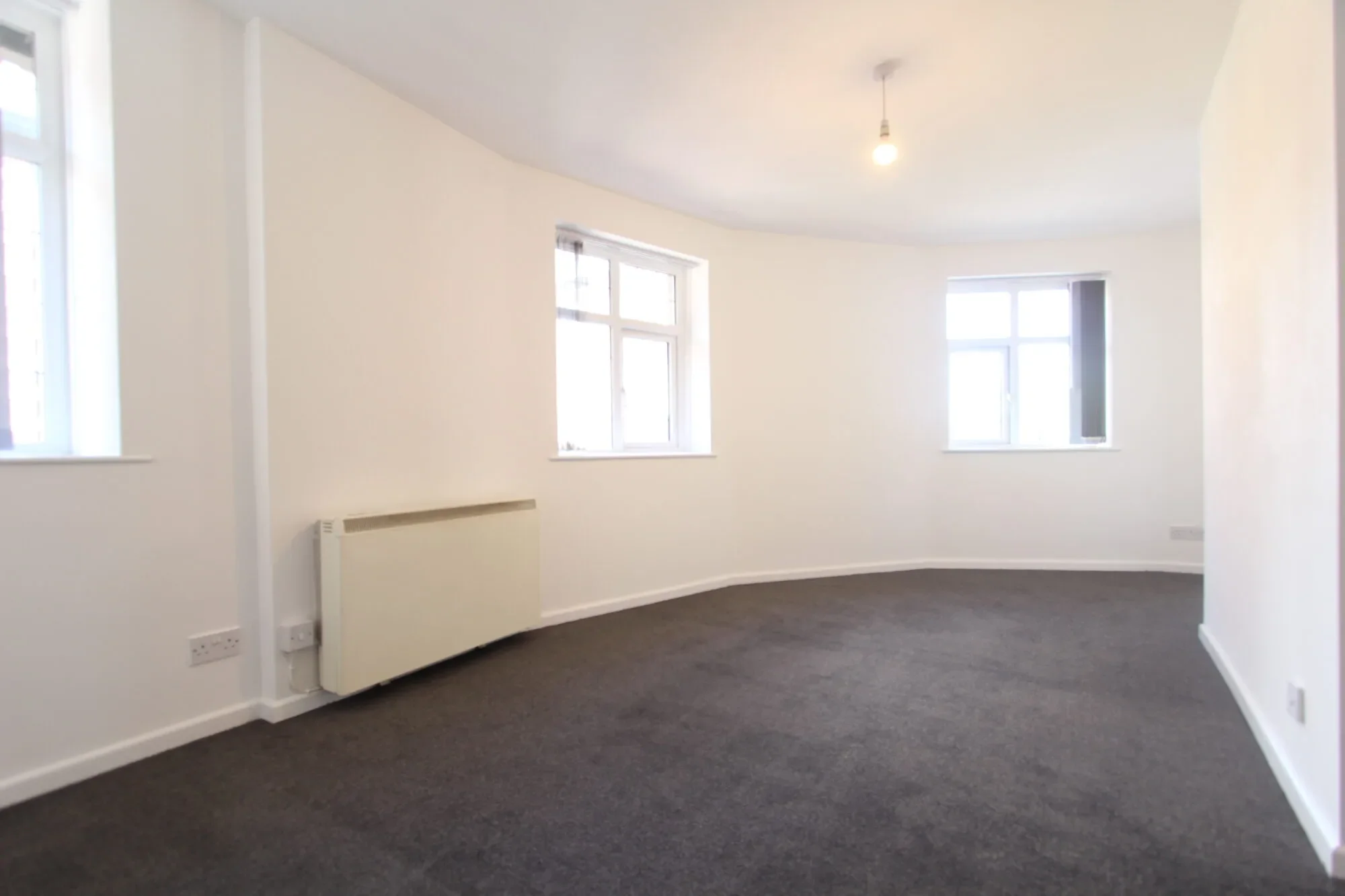 Flat Glumangate in Chesterfield
