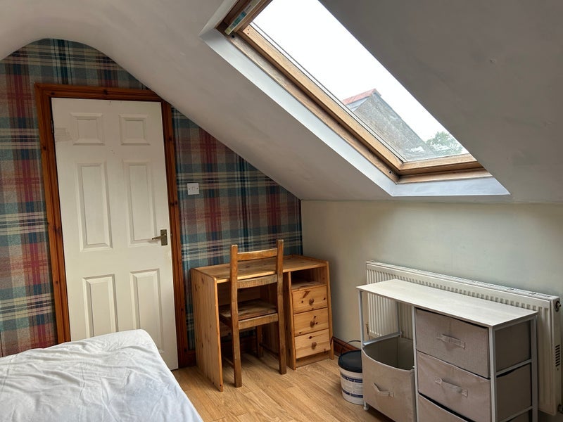 Room Lansdowne Road in Cardiff