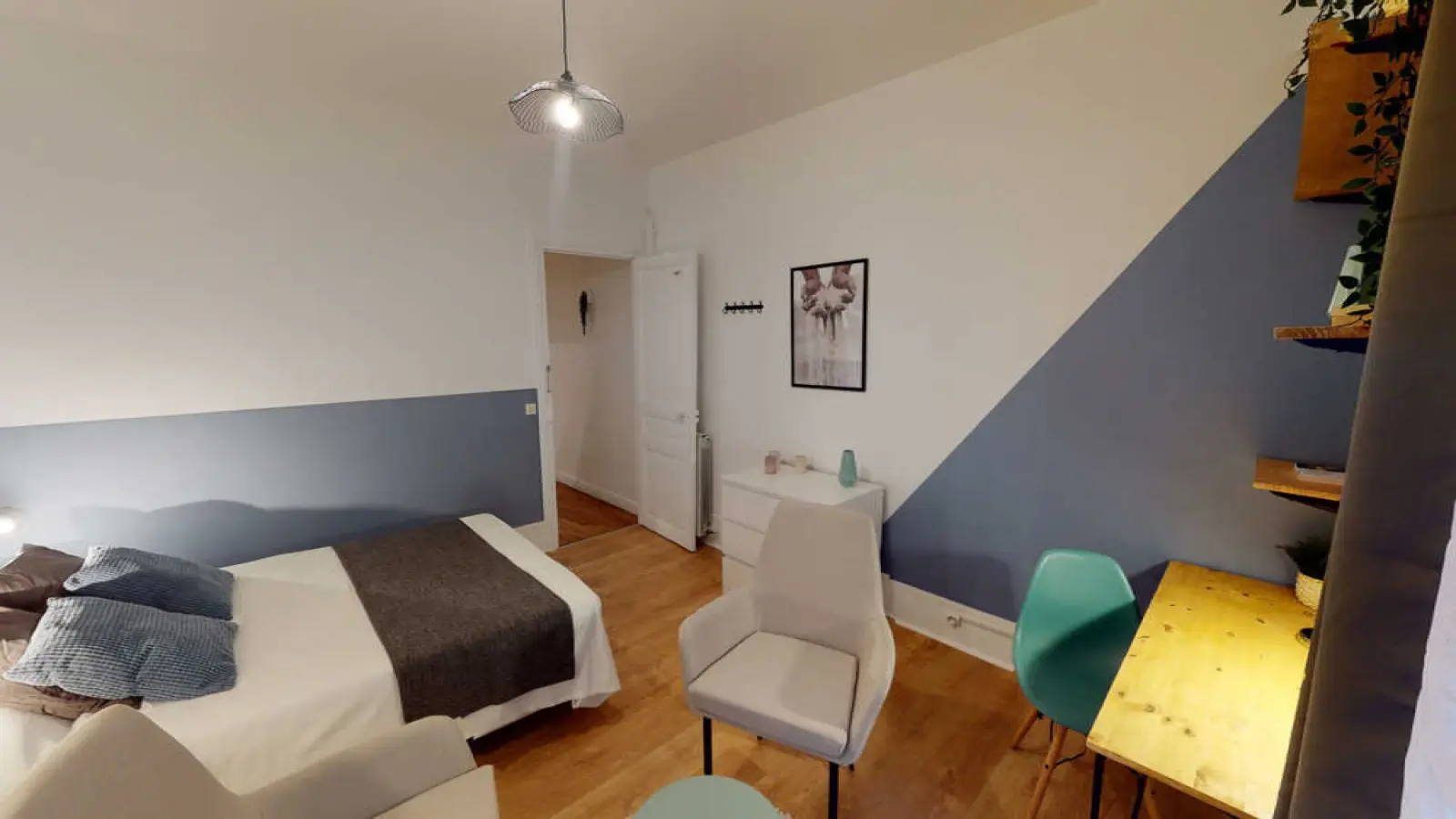Flat Rue de la Convention in Paris