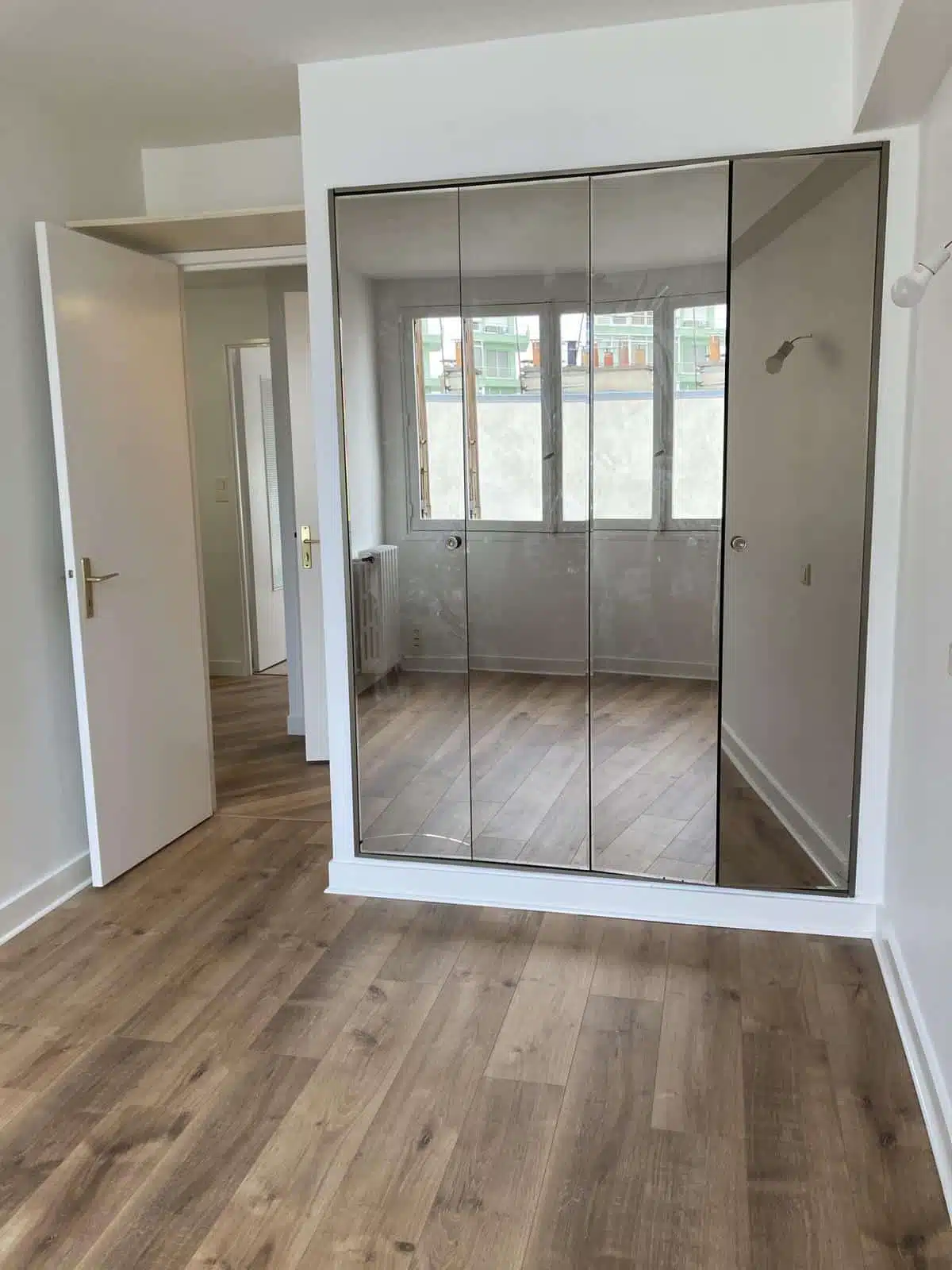 Flat Rue Maison Dieu in Paris