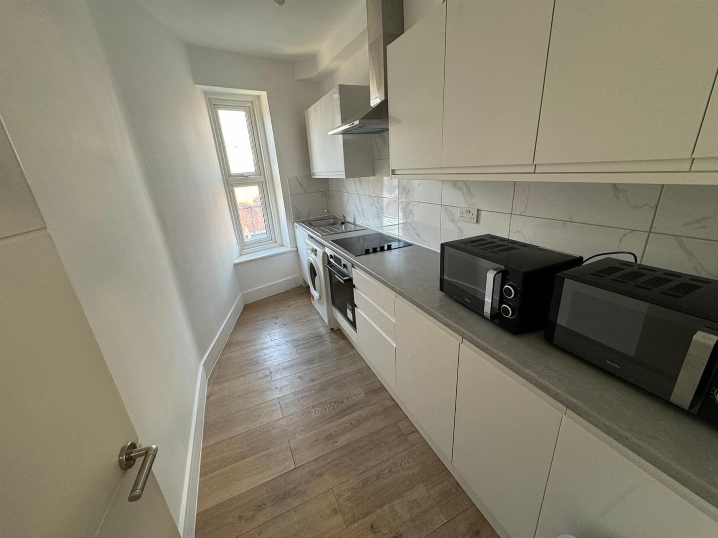 Room Upper Clapton Road in Greater London
