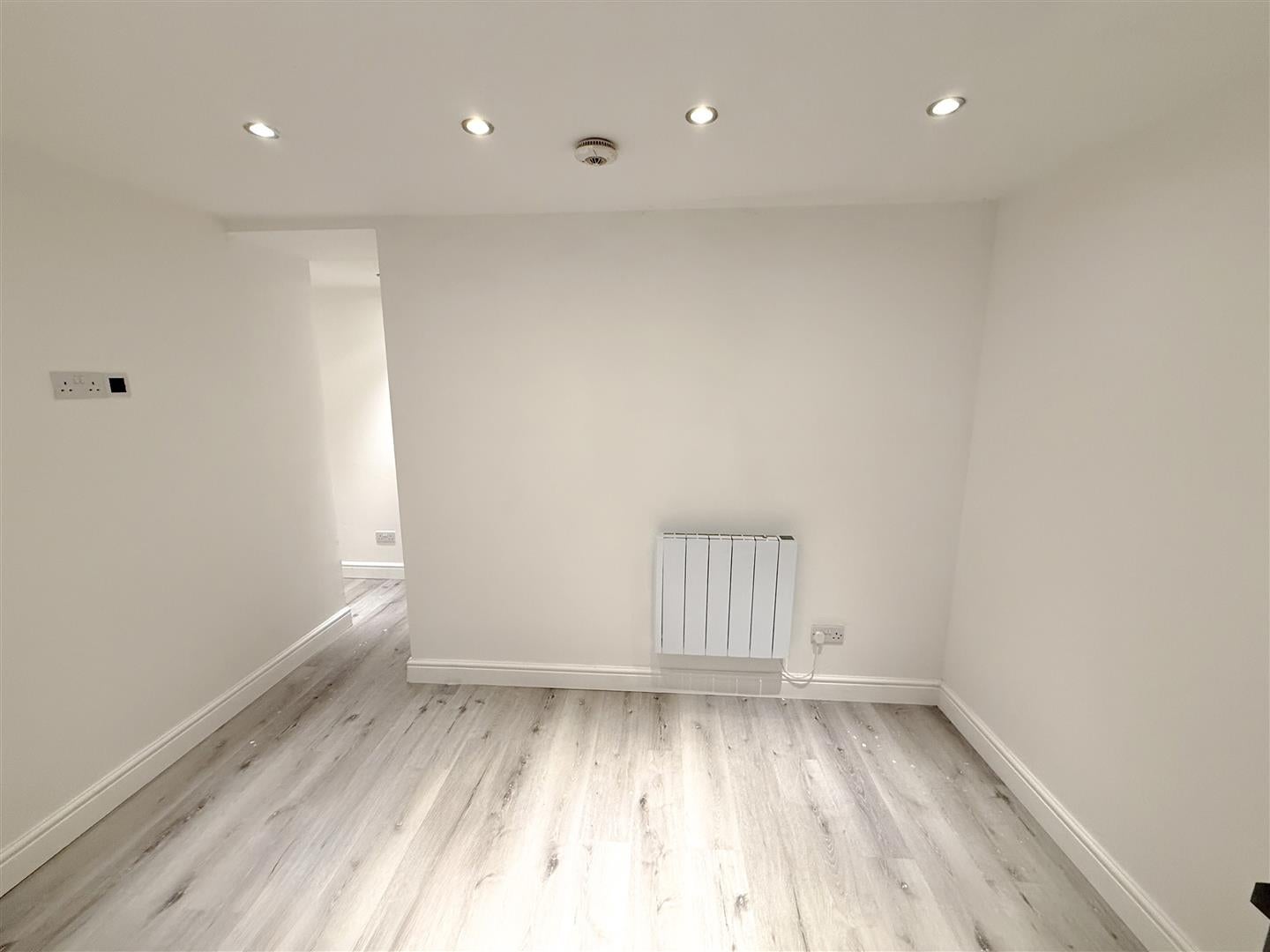 Flat New Town in Wealden