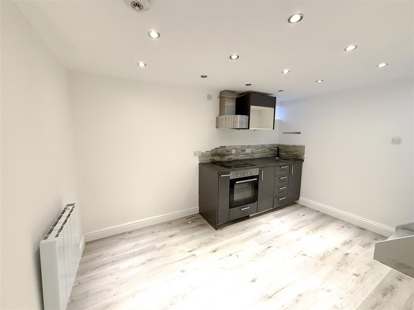 Flat New Town in Wealden