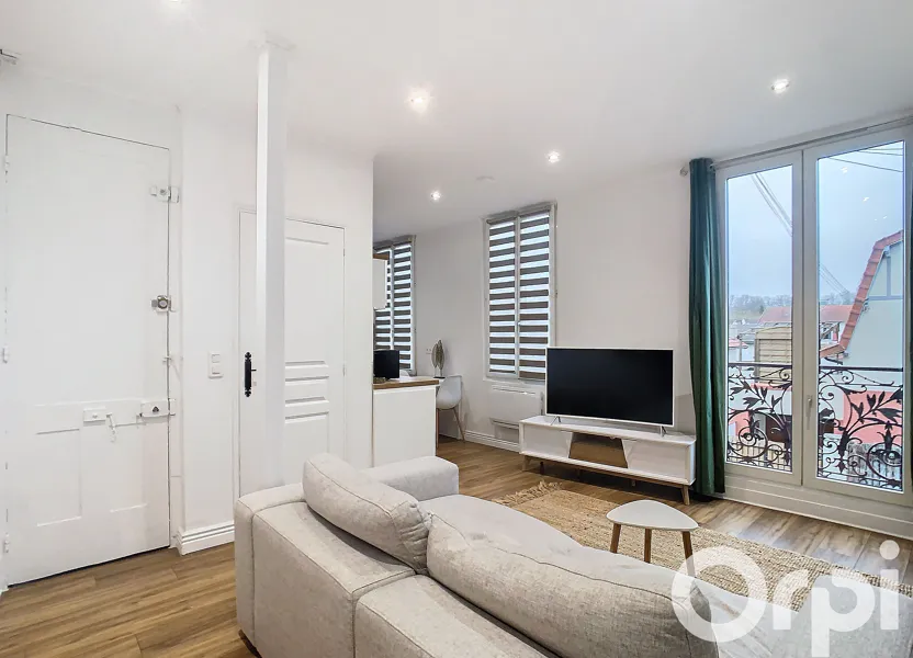 Flat Rue Michelet in Maisons-Alfort