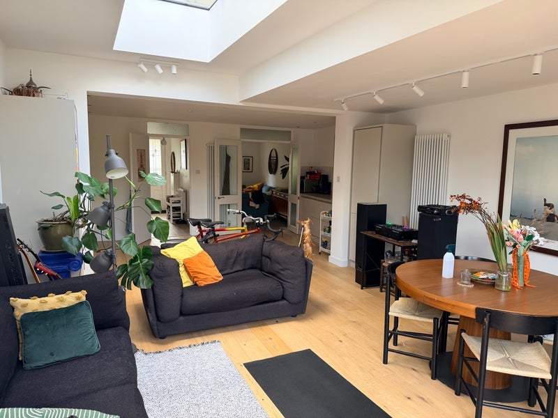 Room Tressillian Crescent in Greater London