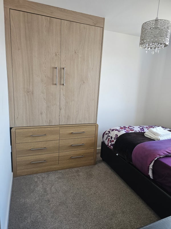 Room Milligan Drive in City of Edinburgh