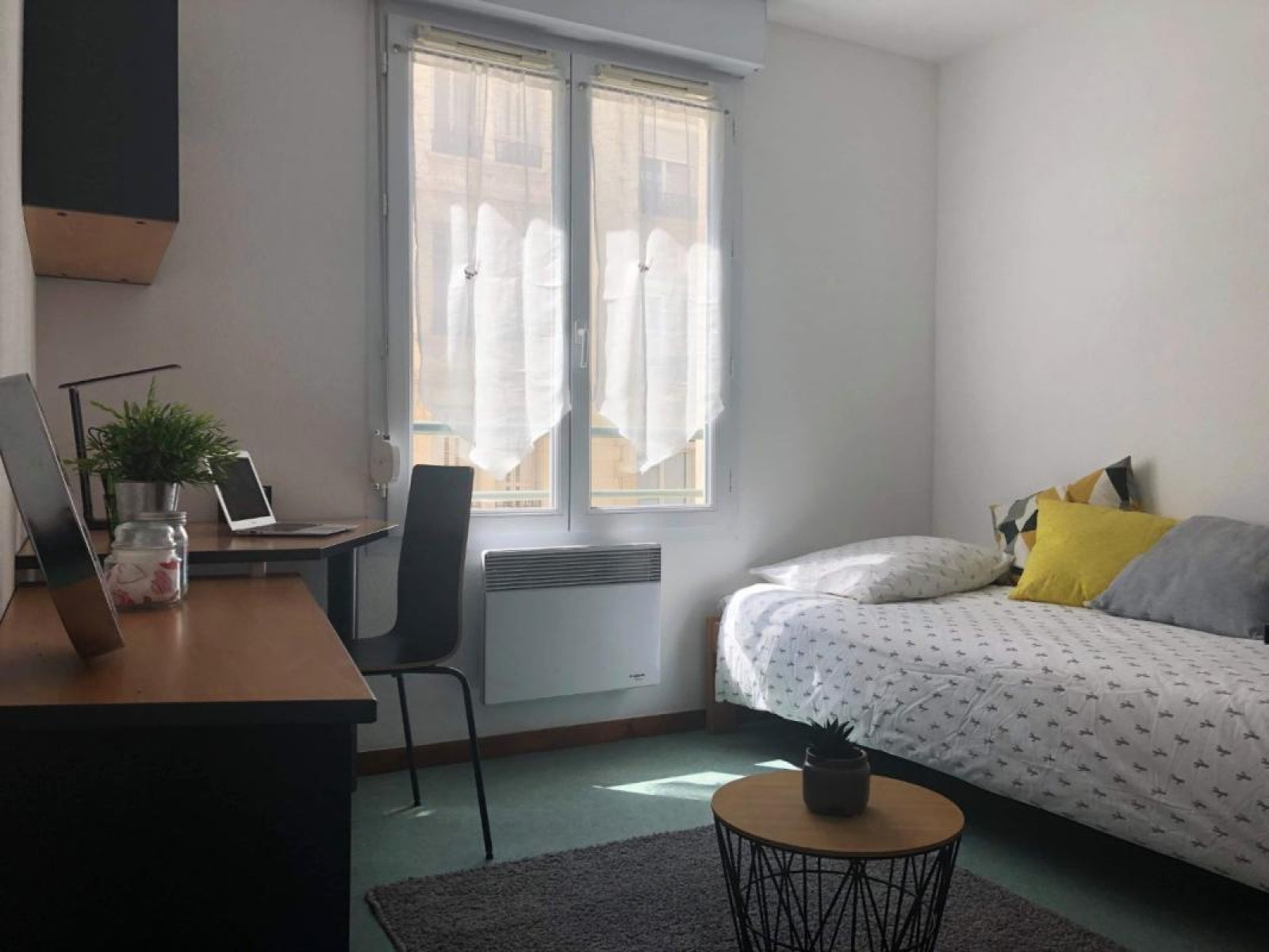 Room Rue Chomier in Saint-Étienne