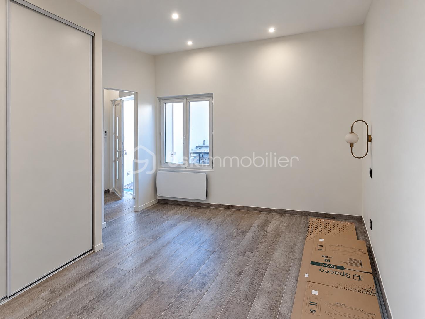 Flat Cours Balguerie Stuttenberg in Bordeaux