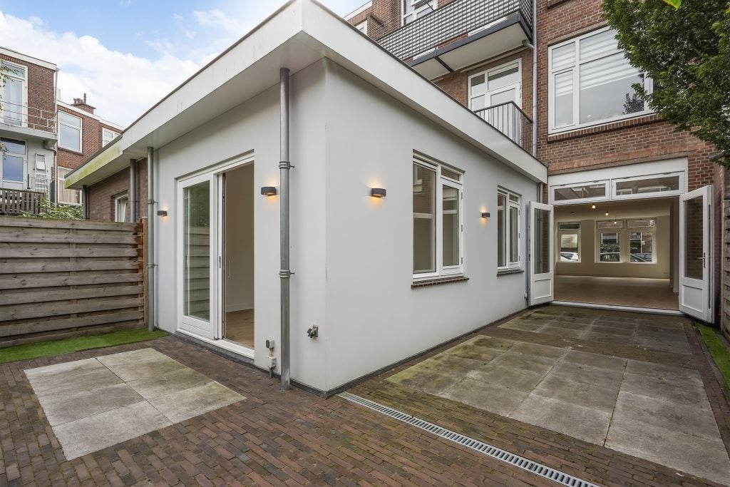Huis 2e De Carpentierstraat 244 in Den Haag
