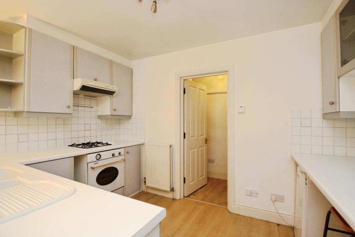 Flat Alexandra Road in Bristol