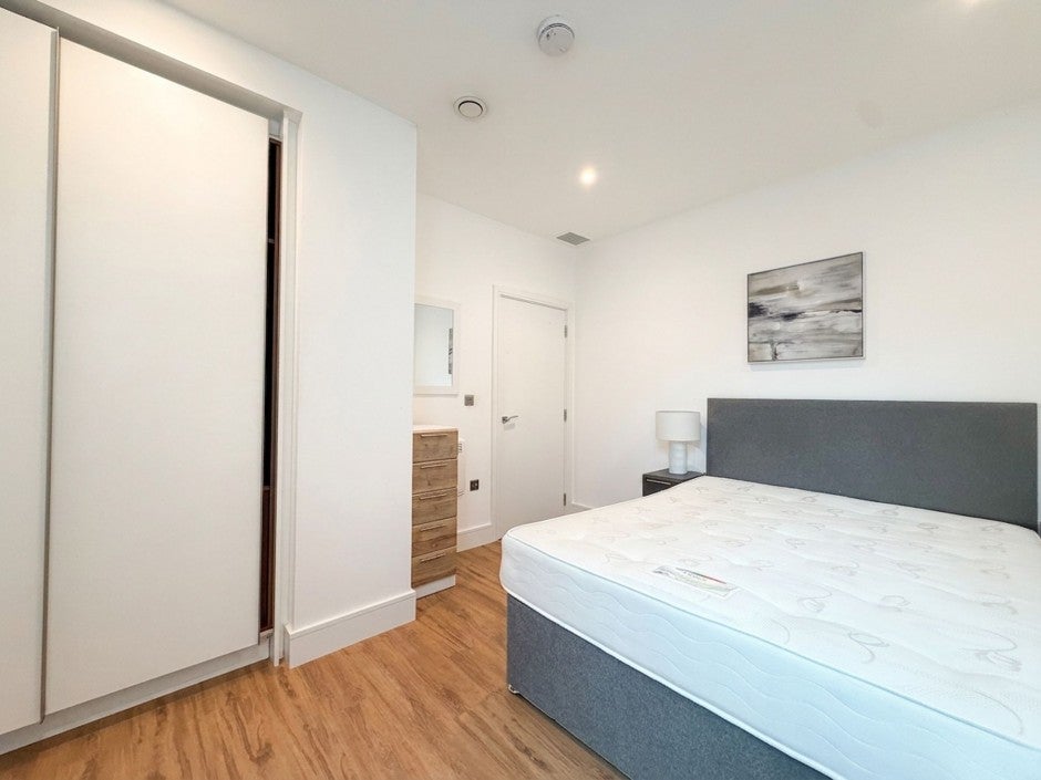 Flat West Gate in Greater London