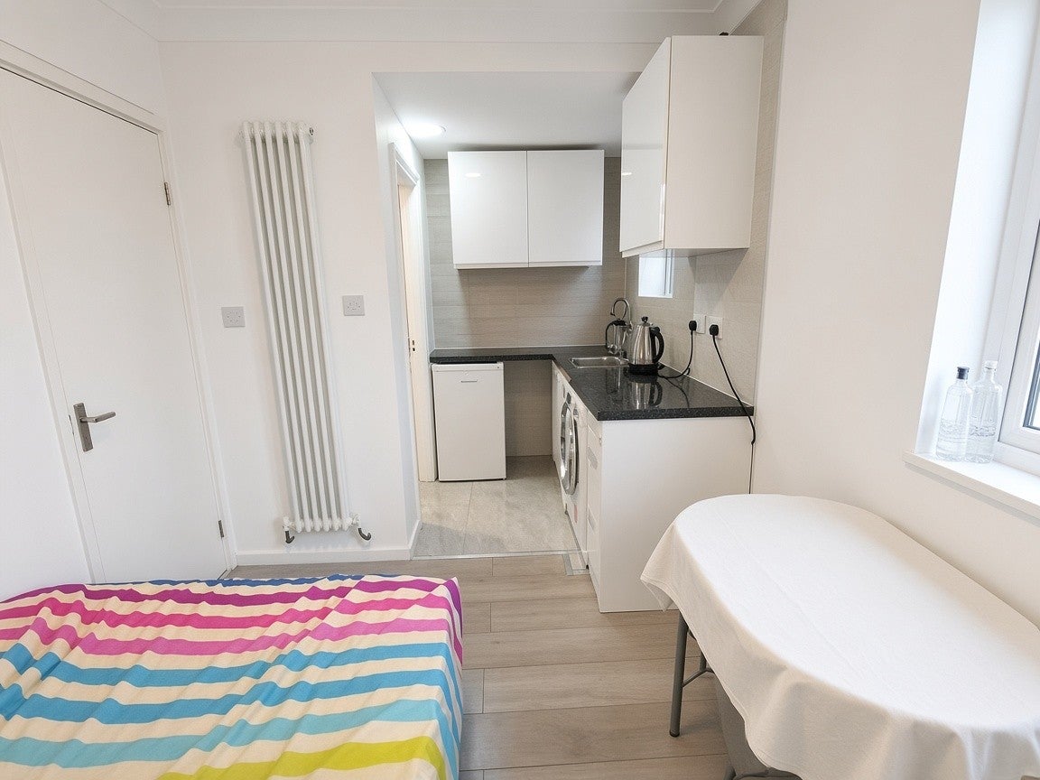 Flat Tresham Crescent in City of Westminster