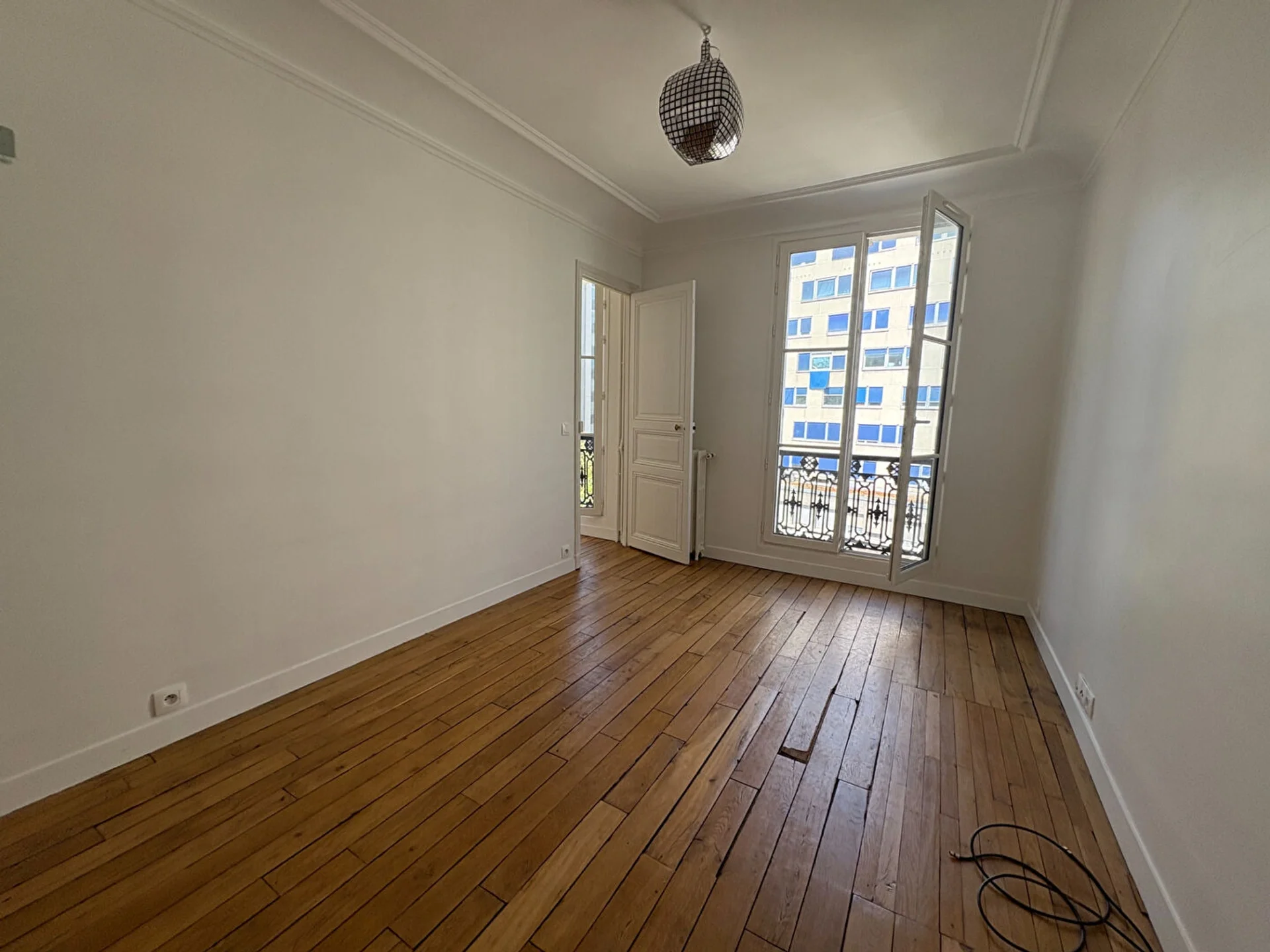 Flat Rue Méchain in Paris