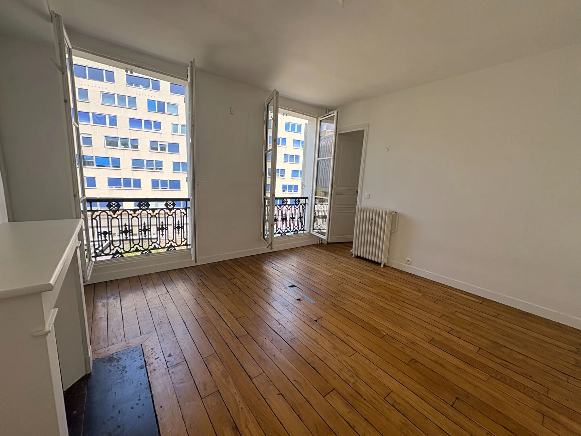 Flat Rue Méchain in Paris