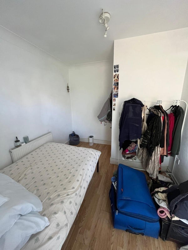 Room Brockley Road in Greater London