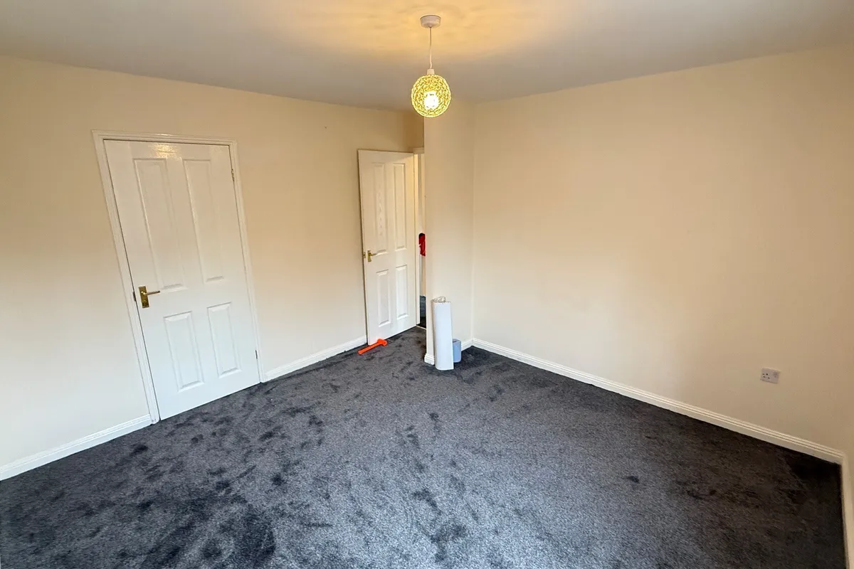House Manor Way in Barnsley