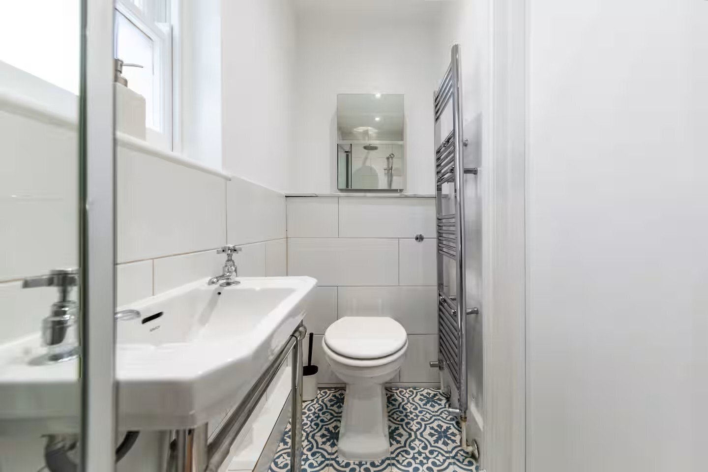 Flat Greville Road in Greater London