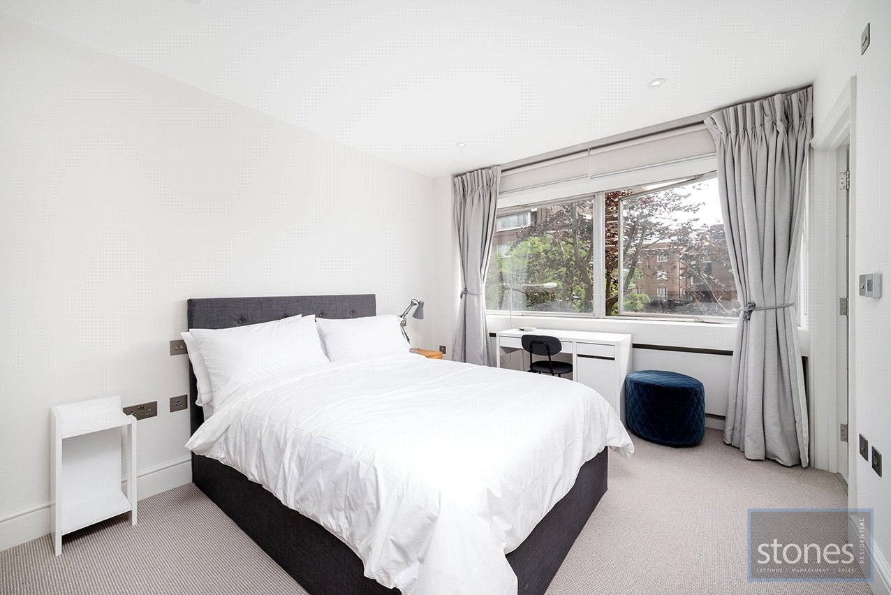 Room Prince Albert Road in City of Westminster