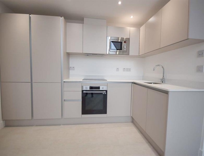 Flat Ashfield Road in Cheadle